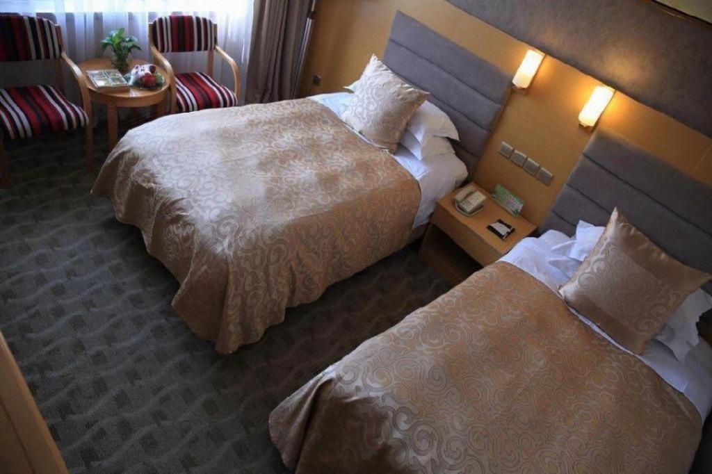 Qingdao Royal Garden Hotel Extérieur photo