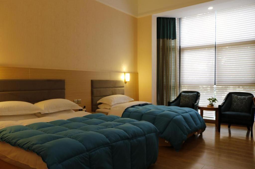 Qingdao Royal Garden Hotel Extérieur photo