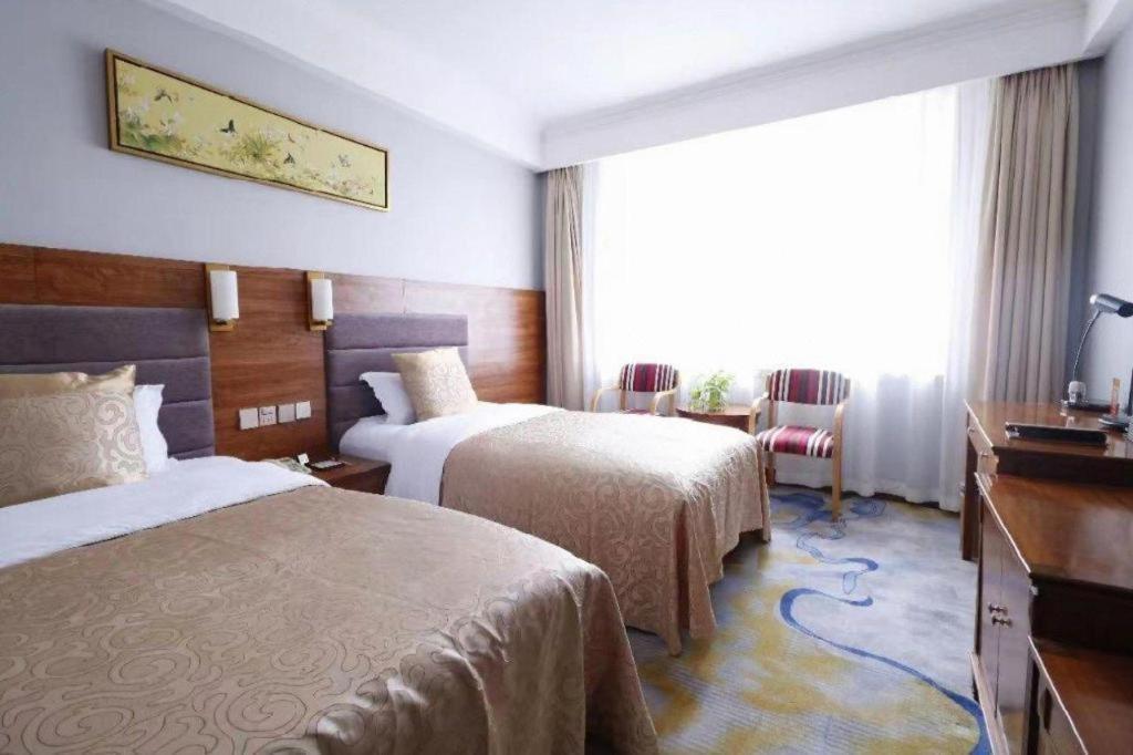 Qingdao Royal Garden Hotel Extérieur photo